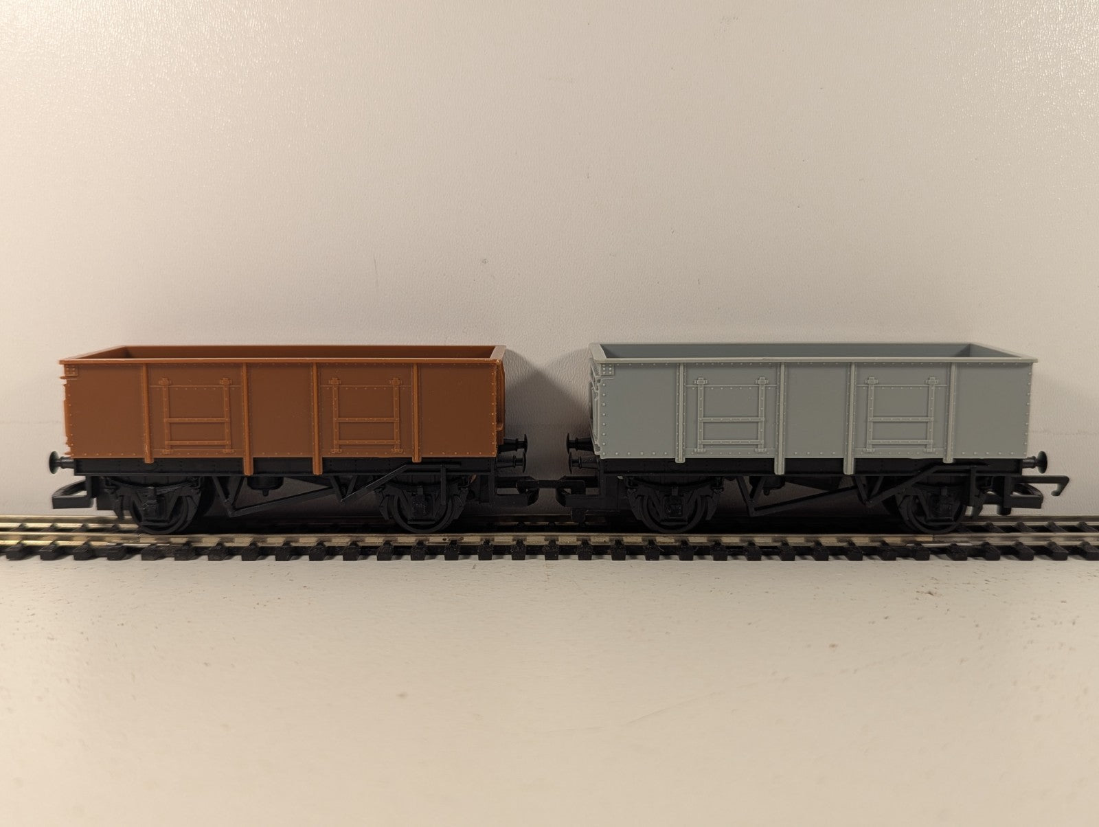 Hornby OO Gauge My First Hornby Battery Operated Train Set LMS R1031