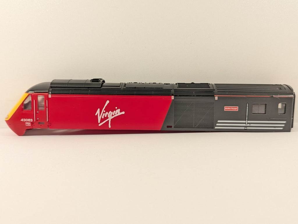 Hornby R2045 OO Gauge Class 43 HST Power Car Body Shell Virgin Livery