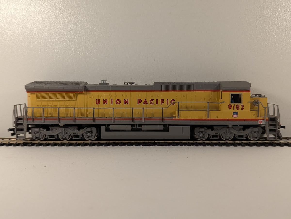 Bachmann Spectrum HO Gauge Dash 8 40C Locomotive 9183 Union Pacific 85002