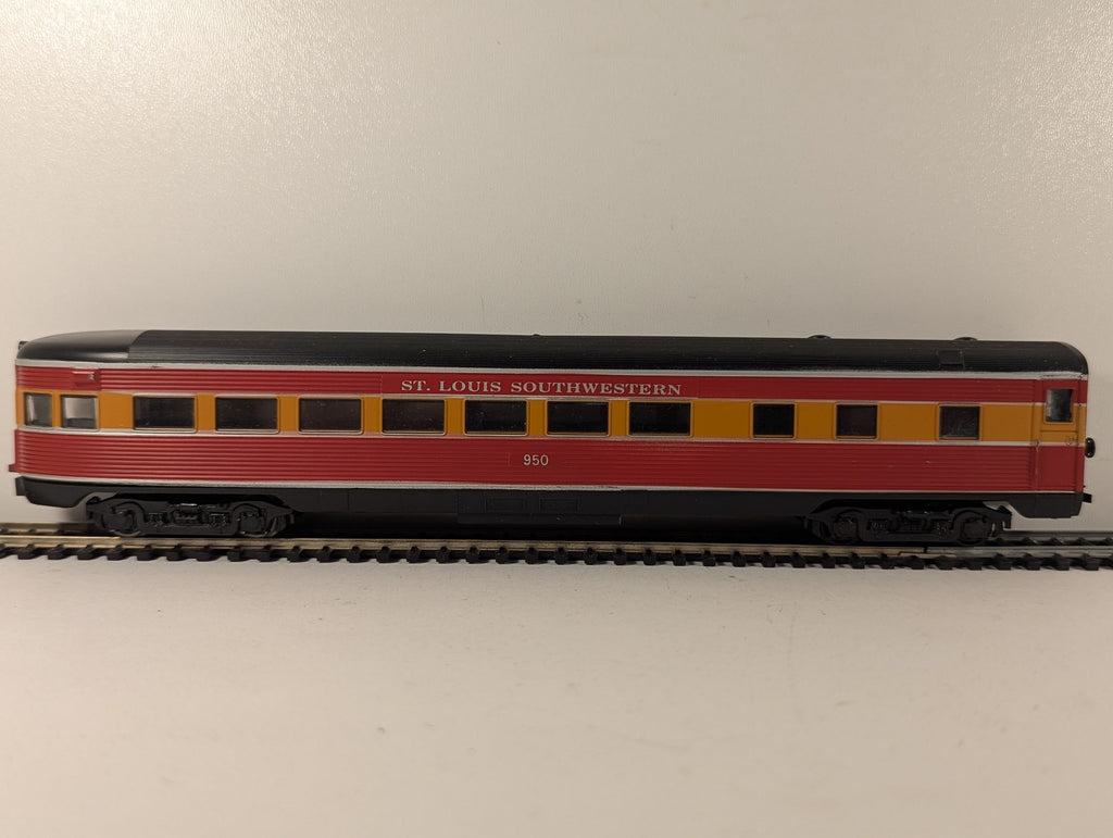Athearn HO Scale Streamlined Observation Car Passenger Coach 950