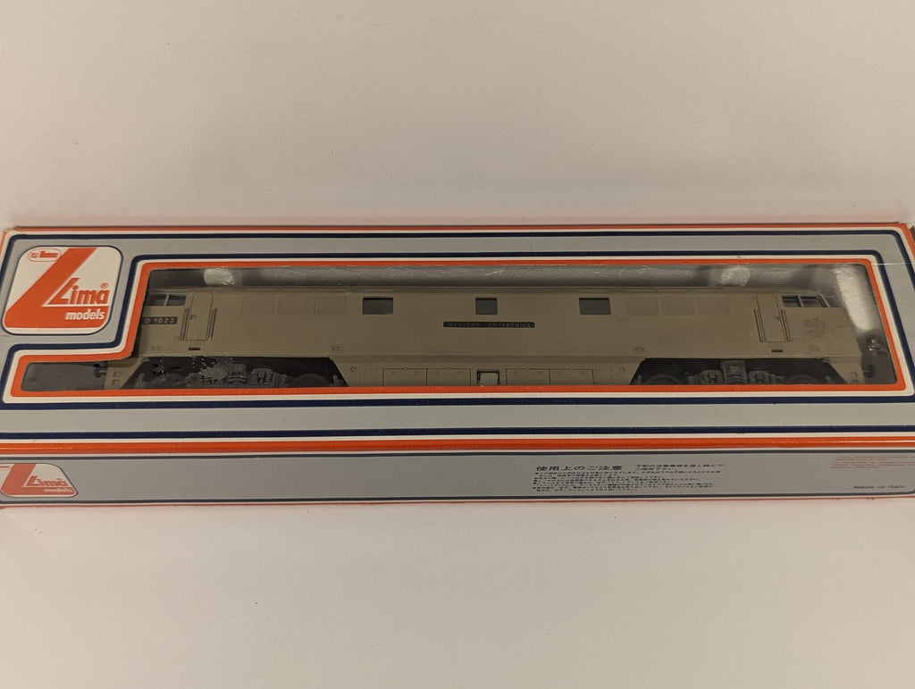 Lima OO Gauge Class 52 Western Enterprise Diesel Locomotive D 1023 Desert Sand