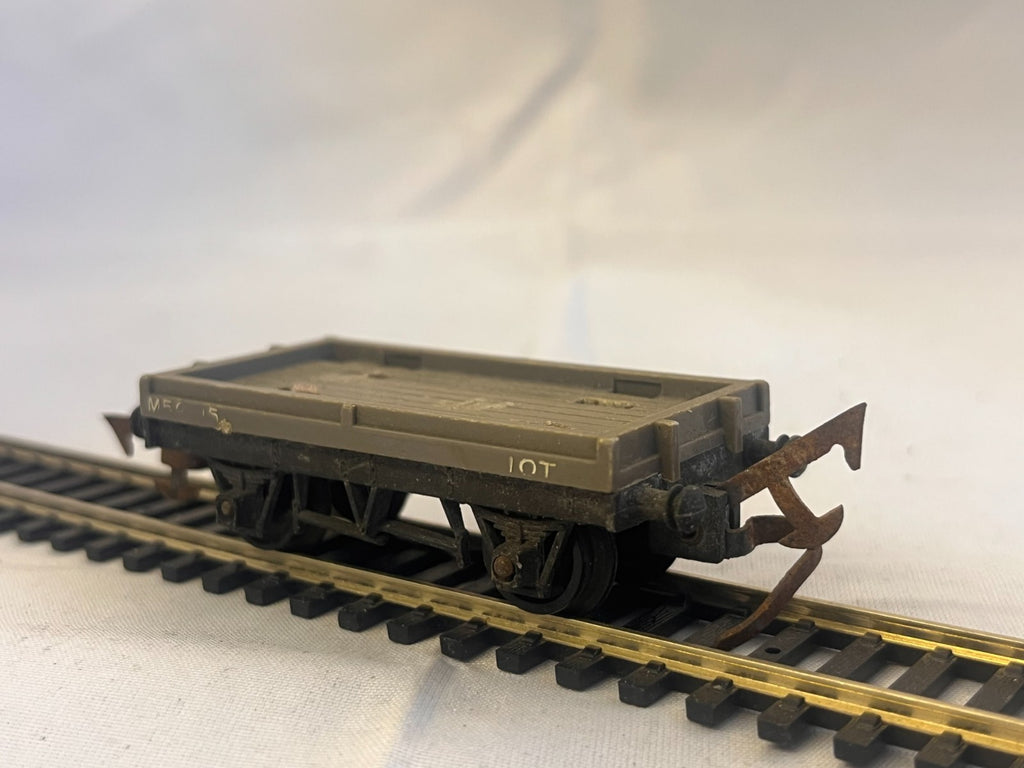 Tri-ang Railways R17/18 OO Gauge Bolster Wagon