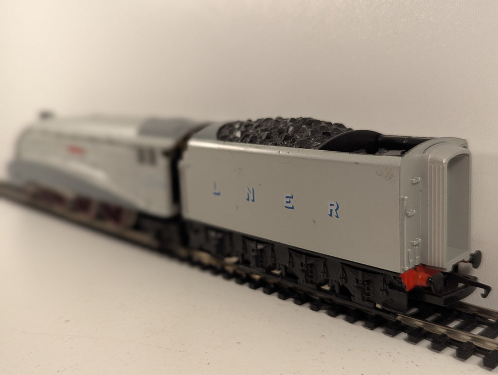 Hornby R30458 LNER Class A4 "Silver Link" Steam Locomotive OO Gauge - Boxed