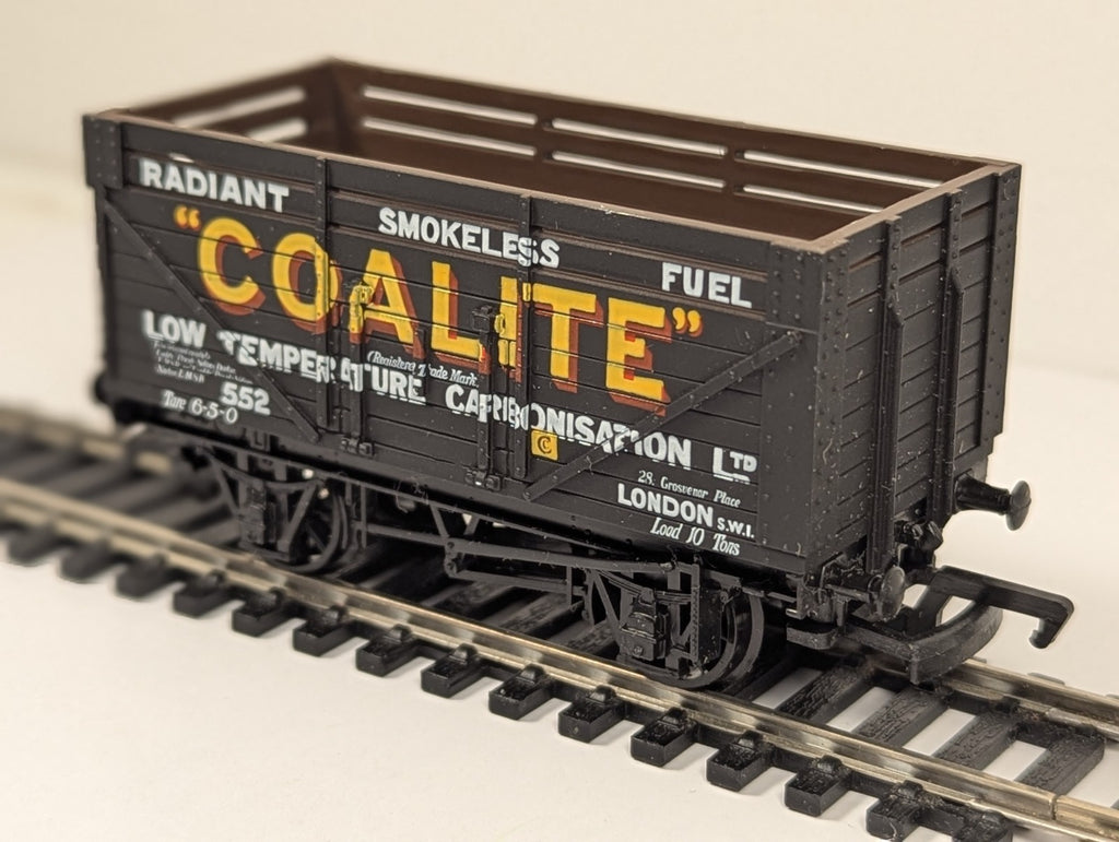 Mainline 937163 OO Gauge 7 Plank Coke Wagon Coalite