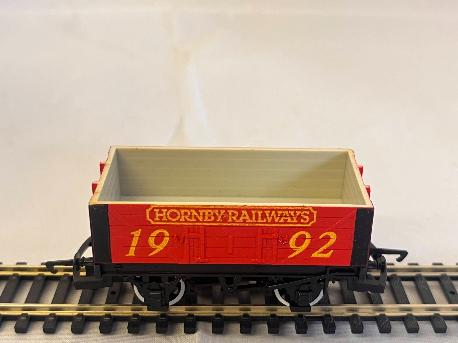Hornby Railways R011 OO Gauge Red Hornby 1992 Open Wagon Boxed