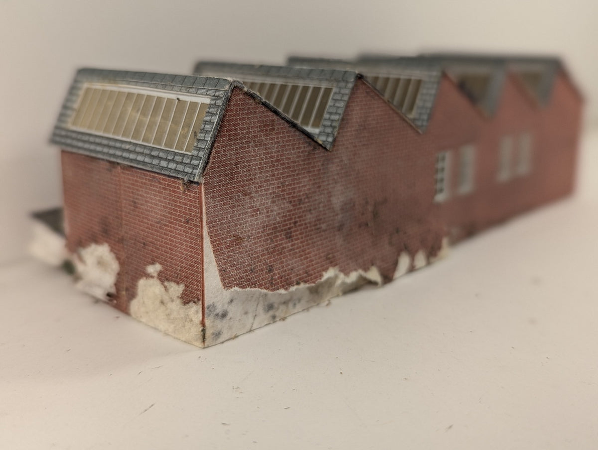 Metcalfe N Gauge Red Brick Factory Building