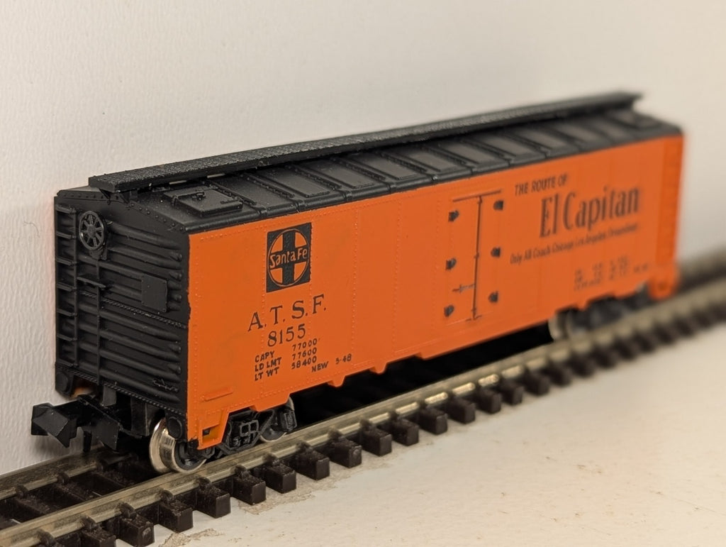 Atlas 2392 N Gauge Orange Reefer Car - Boxed