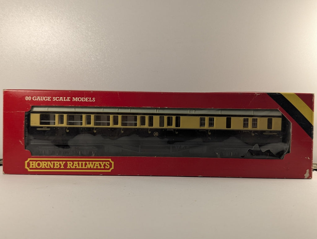 Hornby OO Gauge GWR 57ft Brake Third Coach Passenger Coach 4913