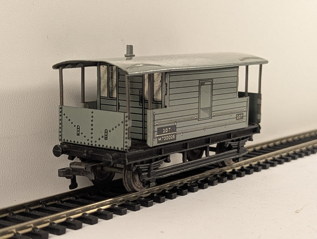 Hornby Dublo 32045 OO Gauge BR Brake Van