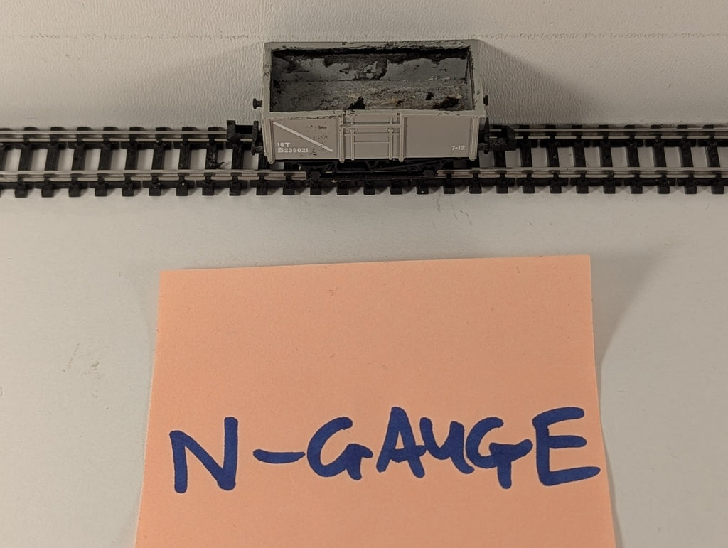 Minitrix N Gauge 16 Ton Mineral Wagon Goods Wagon B239021 BR Grey