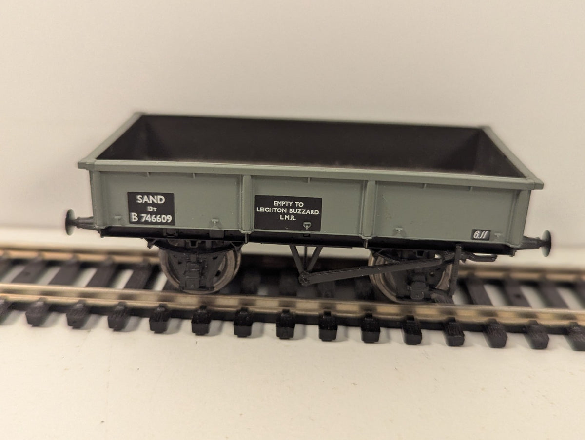 Bachmann OO Gauge 13T Steel Sand Tippler Wagon BR Grey