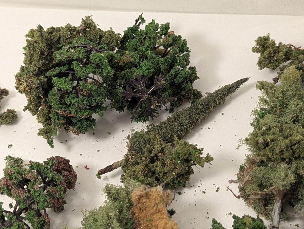 OO/HO Gauge Assorted Model Railway Trees Scenery & Trees