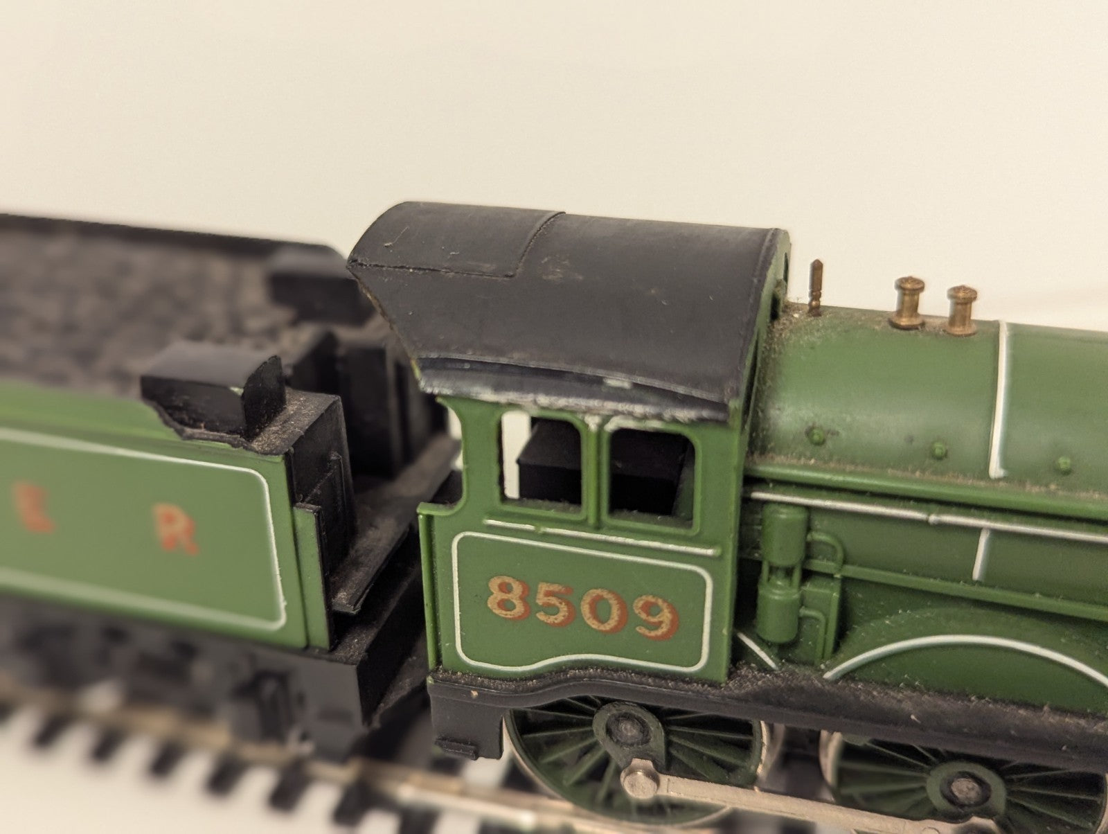 Hornby R866 Class B12 4-6-0 – LNER 8509 – Dummy Unit