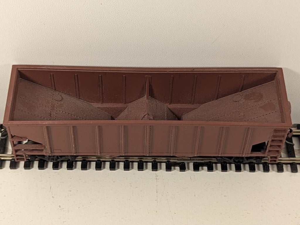 Walthers Trainline 931-1843 Southern Pacific Two-Bay Hopper