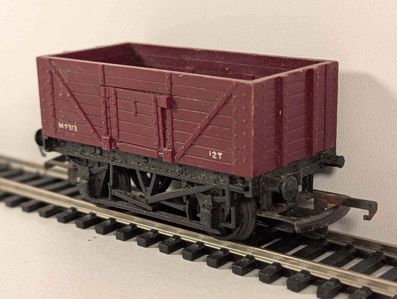 Tri-ang Hornby R112 12T Goods Wagon – Needs a Clean
