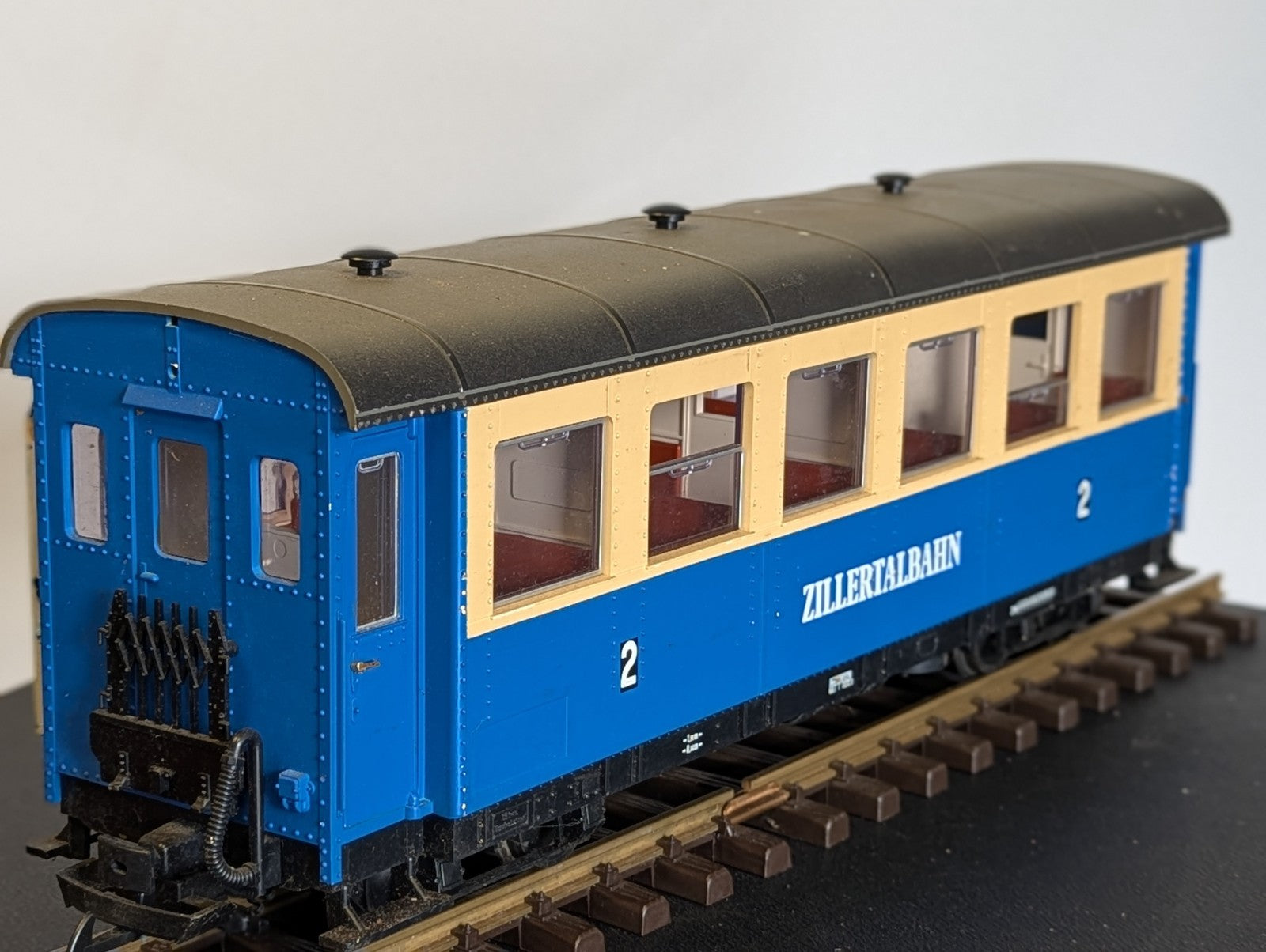 LGB G Scale Zillertalbahn 2nd Class Passenger Coach Zillertalbahn Blue & Cream