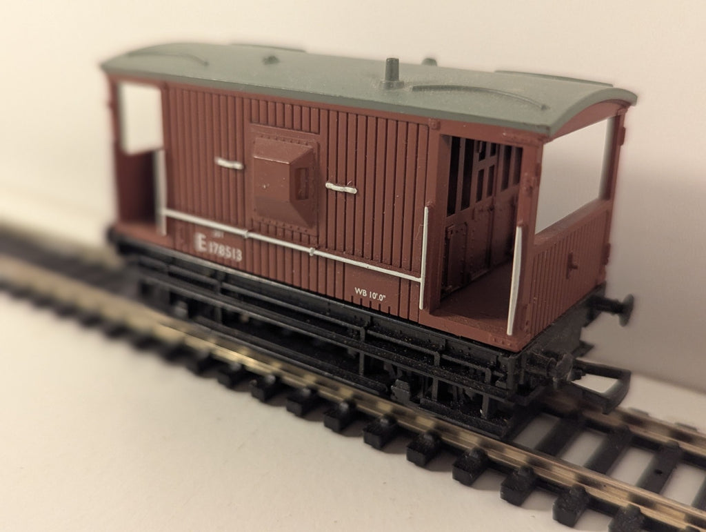 Bachmann Branchline OO Gauge 20 Ton Brake Van E178513