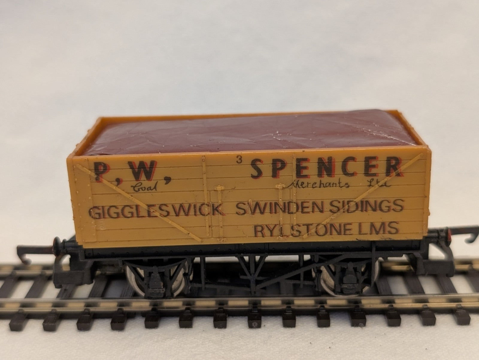 Lima OO Gauge P.W. Spencer 7 Plank Open Wagon Goods Wagon 3 P.W. Spencer
