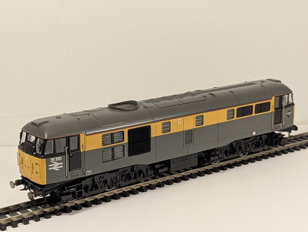 Hornby OO Gauge BR Class 31 A-I-A Diesel Electric Locomotive '31110'
