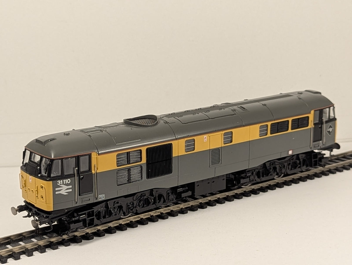 Hornby OO Gauge BR Class 31 A-I-A Diesel Electric Locomotive '31110'