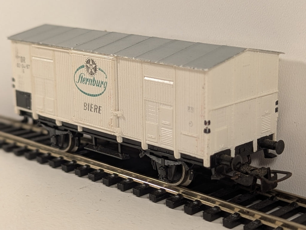 Piko HO Scale Sternburg Biere Refrigerator Wagon (DDR)