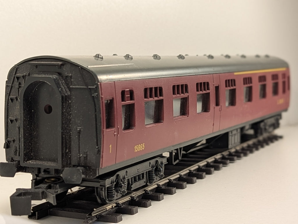 Lima O Gauge LMS 1st Class Corridor Composite Coach 15865 Maroon