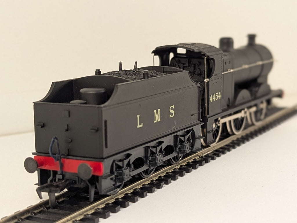 Airfix LMS Class 4F 0-6-0 Steam Locomotive No. 54122 - Boxed