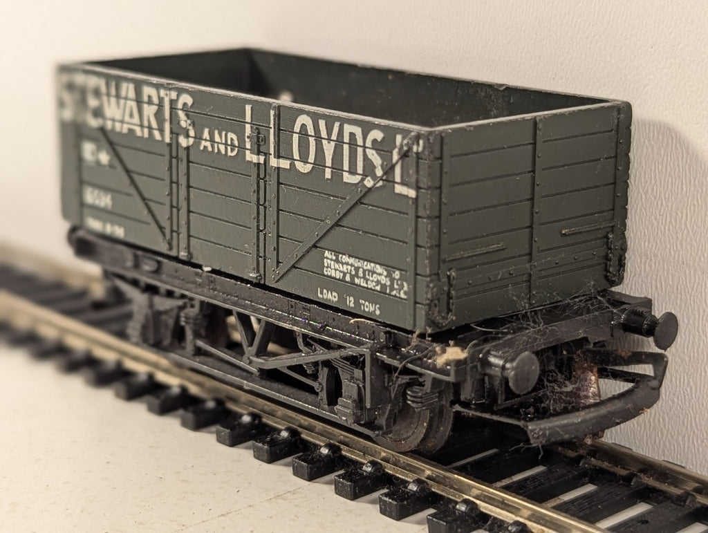 British Trix OO Gauge Stewarts and Lloyds 7-Plank Open Wagon 6534