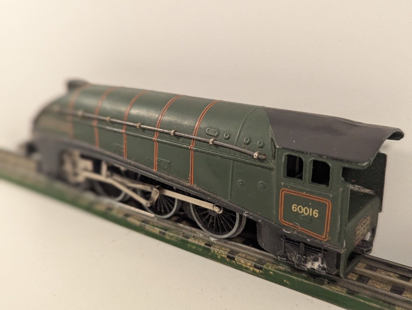 Hornby Dublo 3-Rail A4 60016 Silver King – Spares Repair