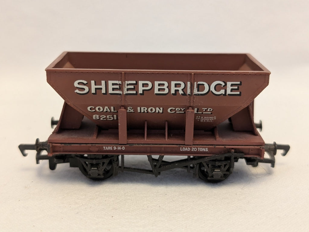 Mainline OO Gauge 20 Ton Hopper Wagon Goods Wagon 8251