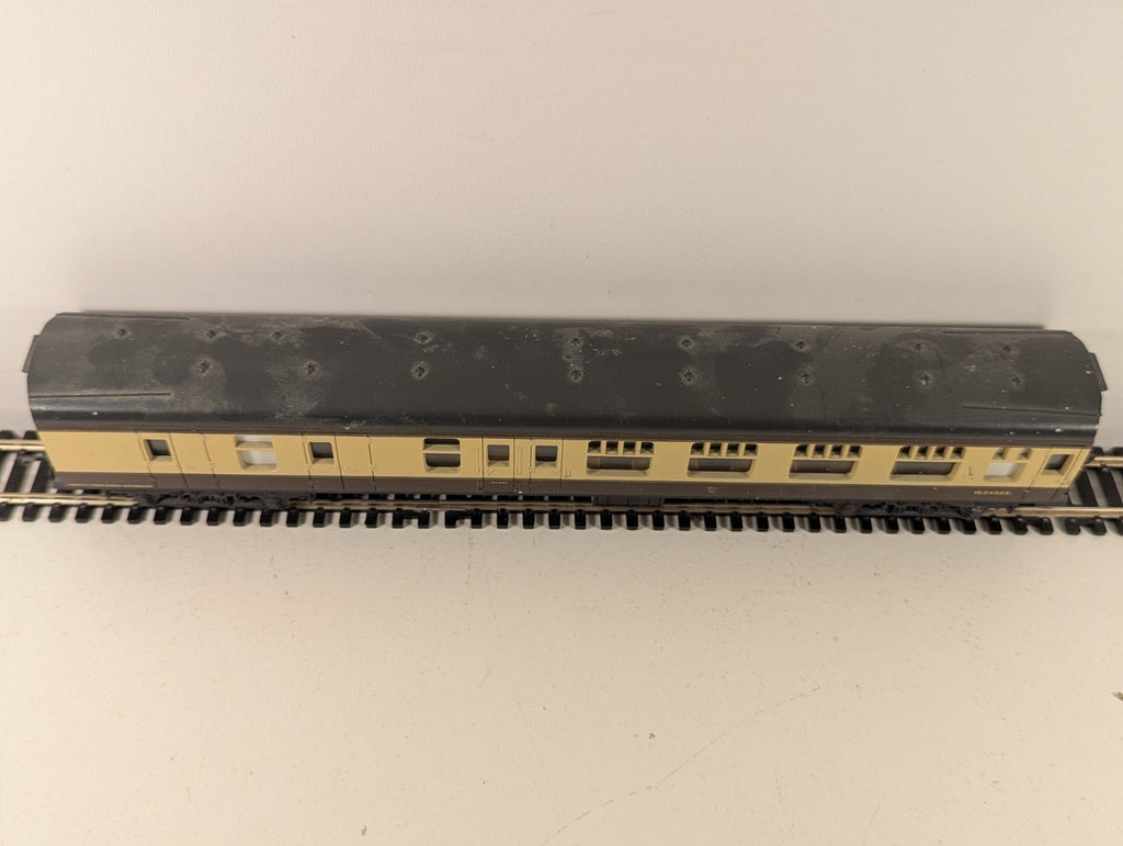 Lima OO Gauge BR Mk1 Brake Coach Chocolate & Cream