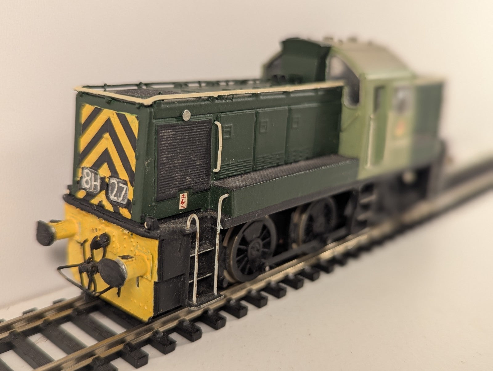 Kitbuilt Class 14 Diesel Locomotive D9540 in BR Green (KB109 – Unknown Brand)
