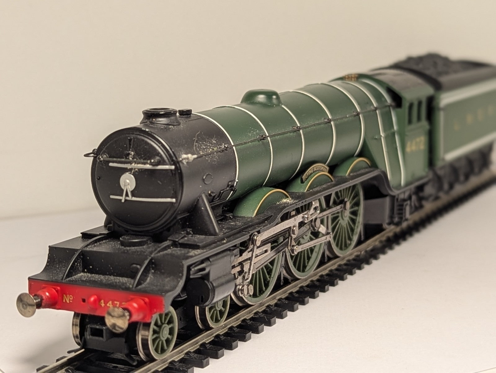 Hornby R098 OO Gauge LNER A3 Flying Scotsman – Missing Front Coupling