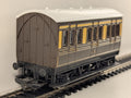Hornby R213 OO Gauge GWR 4 Wheel Coach - Boxed