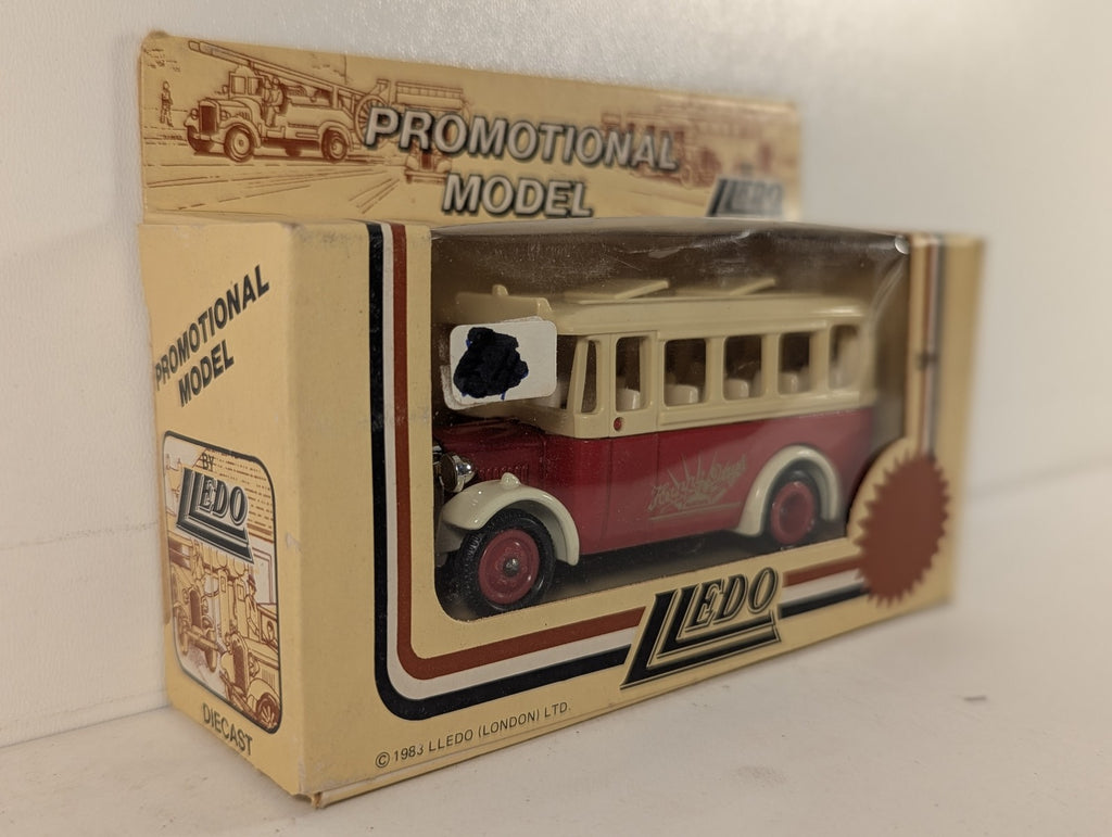 Lledo 1931 Chevrolet Coach Diecast Bus Happy Days Austin's