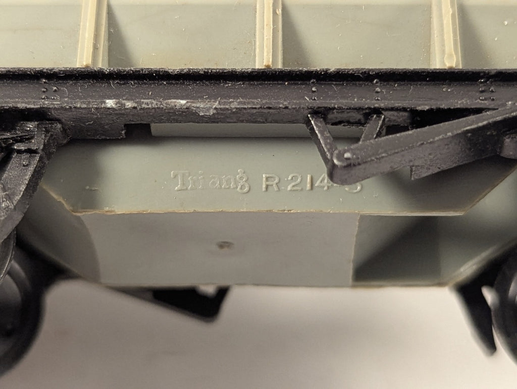 Tri-ang OO Gauge 20 Ton Grain Wagon Goods Wagon B85040 BR Grey R214