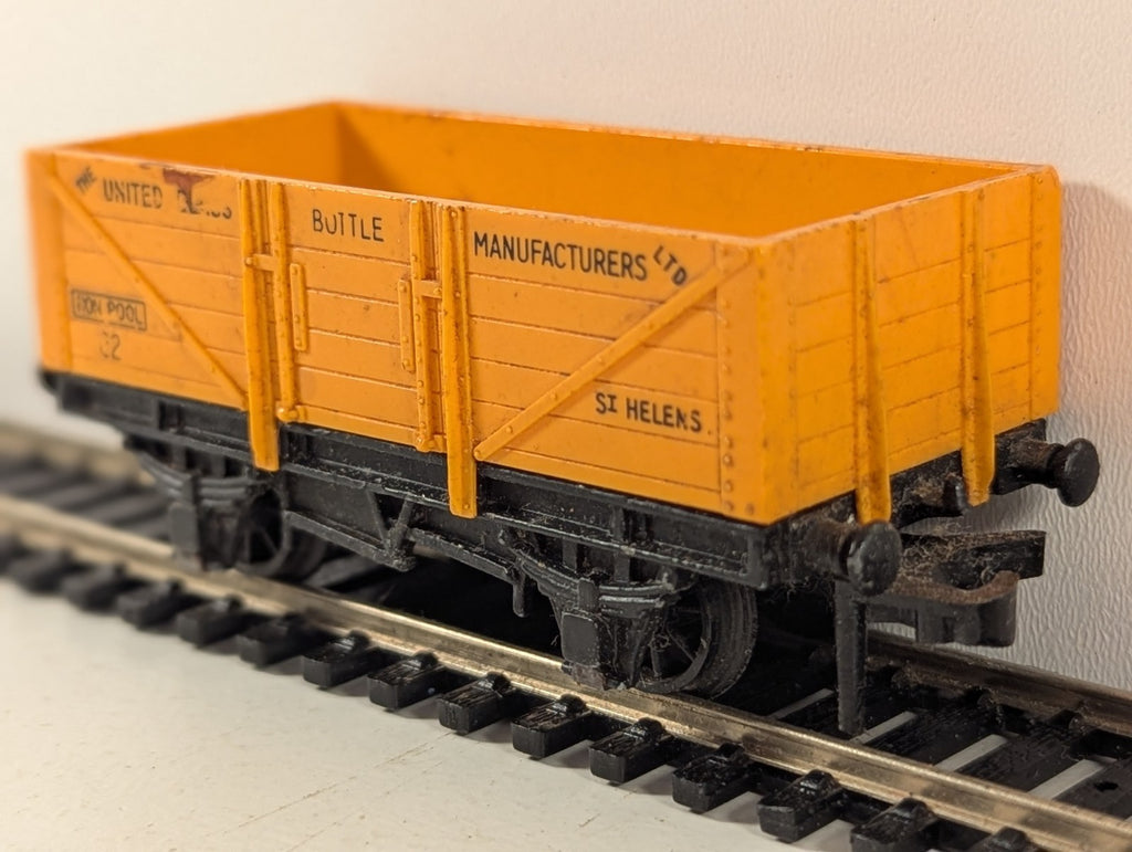 Hornby Dublo United Glass Bottle Manufacturers 5 Plank Open Wagon OO Gauge