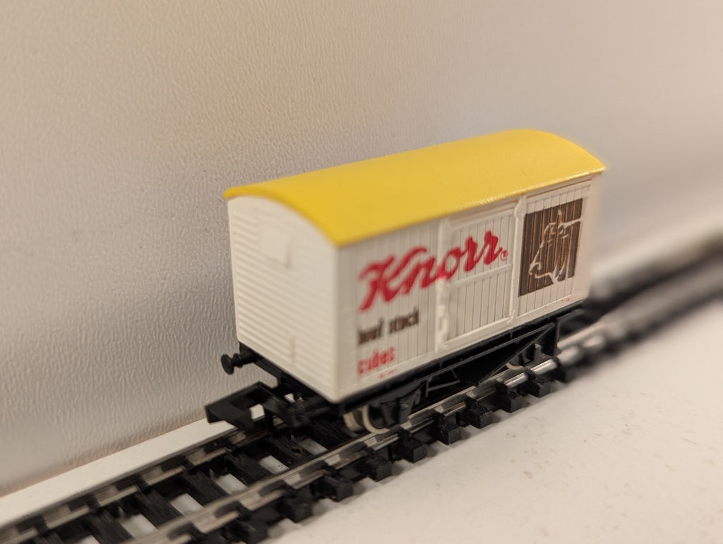 Graham Farish N Gauge Single Vent Van Knorr Beef Stock Cubes Livery