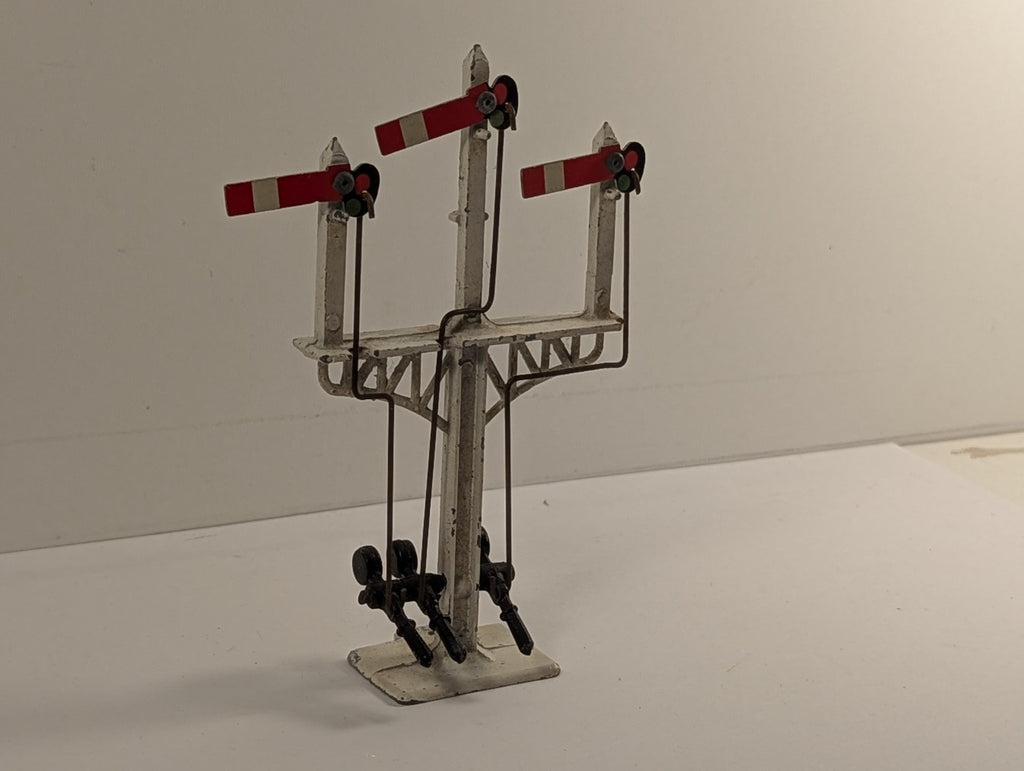 Crescent OO Gauge Triple Semaphore Signal