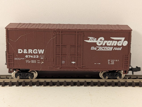 Bachmann N Gauge Denver & Rio Grande Western Hi-Cube Box Car - Missing Coupler