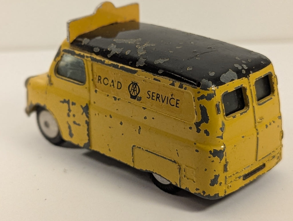 Corgi Toys 408 Bedford AA Road Service Van 1:43 Scale