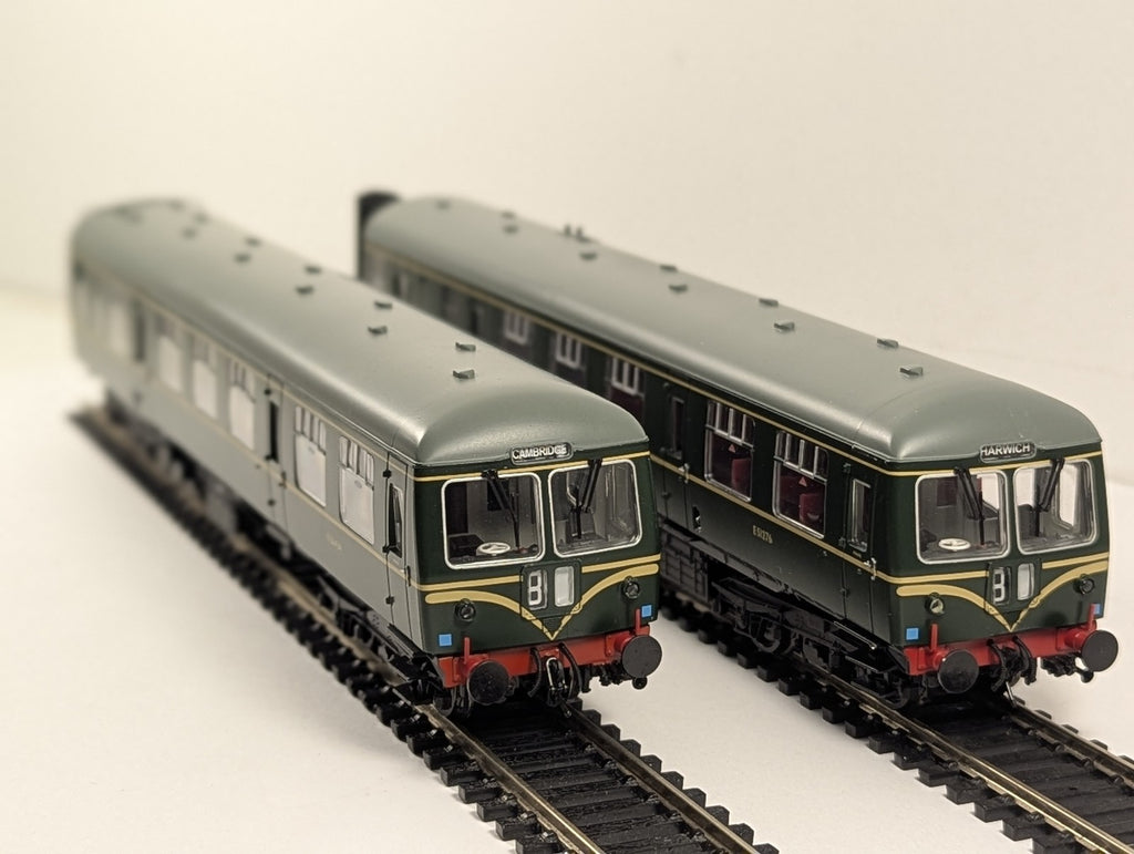 Bachmann OO Gauge Class 105 Cravens 2-Car DMU Diesel Multiple Unit
