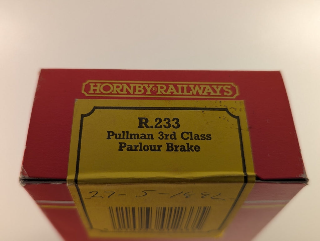 Hornby R.423 BR Mk1 Brake Second Corridor (BSK)