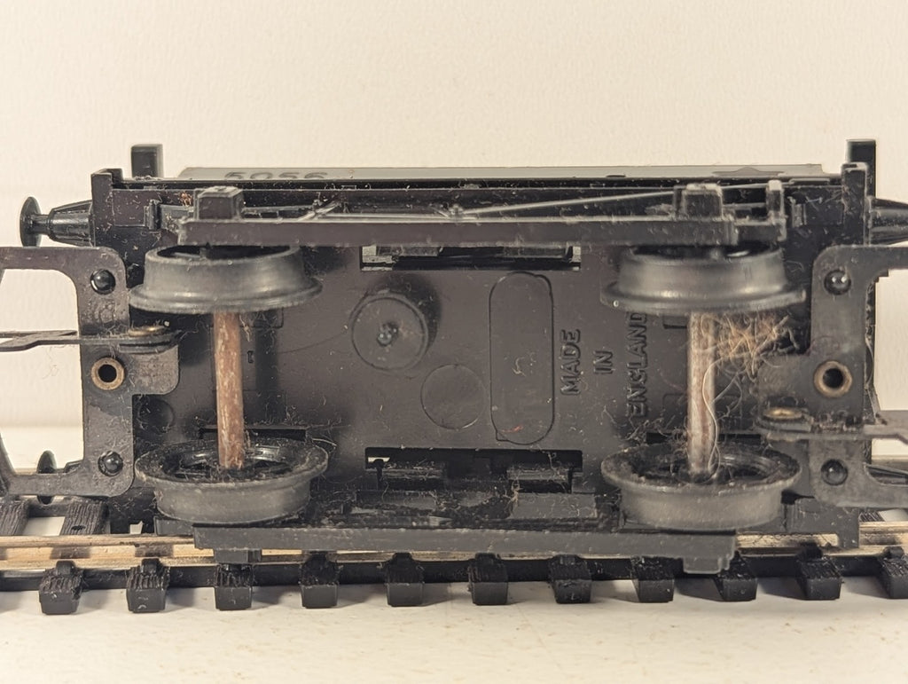 Tri-ang OO Gauge 5056 Tank Wagon Silver