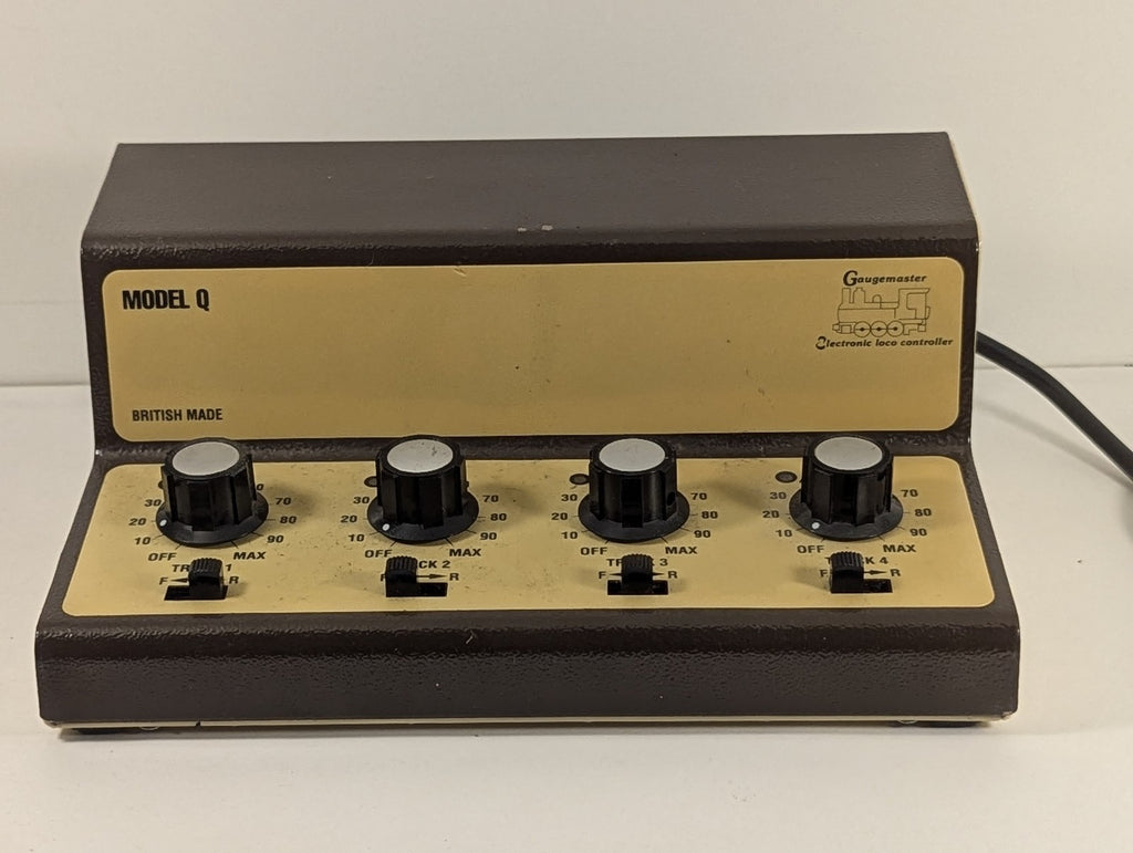 Gaugemaster Model Q Controller 4 Way Controller