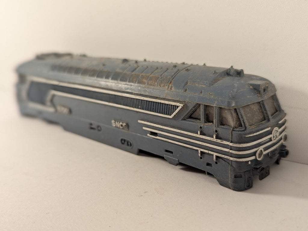 Jouef HO Gauge SNCF Class BB 67000 Locomotive Body 67001 SNCF Blue