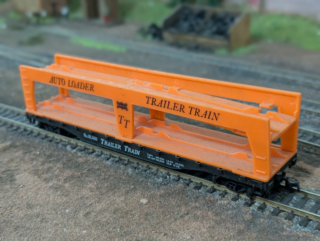 Tyco HO Gauge Autoloader Car Transporter