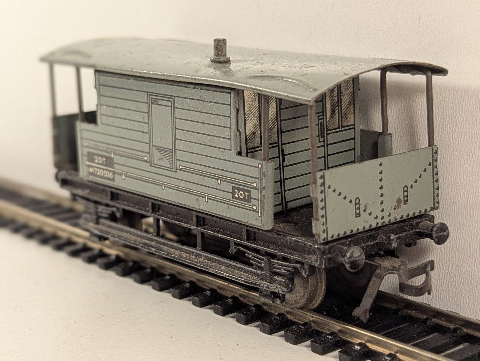 Hornby Dublo BR 20 Ton Goods Brake Van OO Gauge