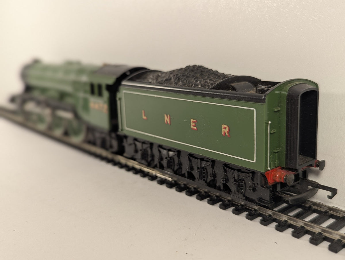 Hornby OO Gauge Class A3 'Flying Scotsman' Steam Locomotive 4472 LNER Green