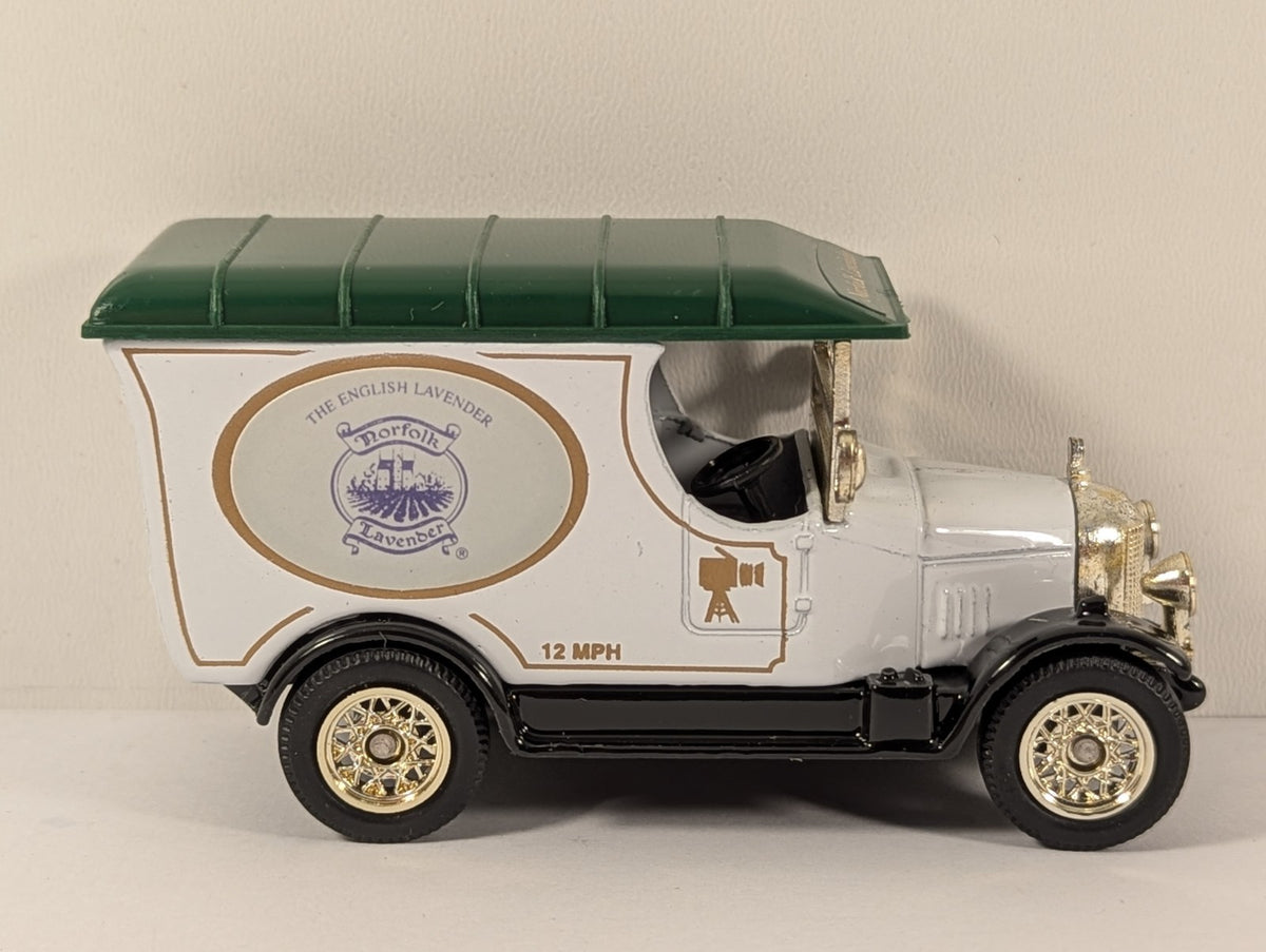 Lledo Days Gone Bullnose Morris Van – “View Vans”